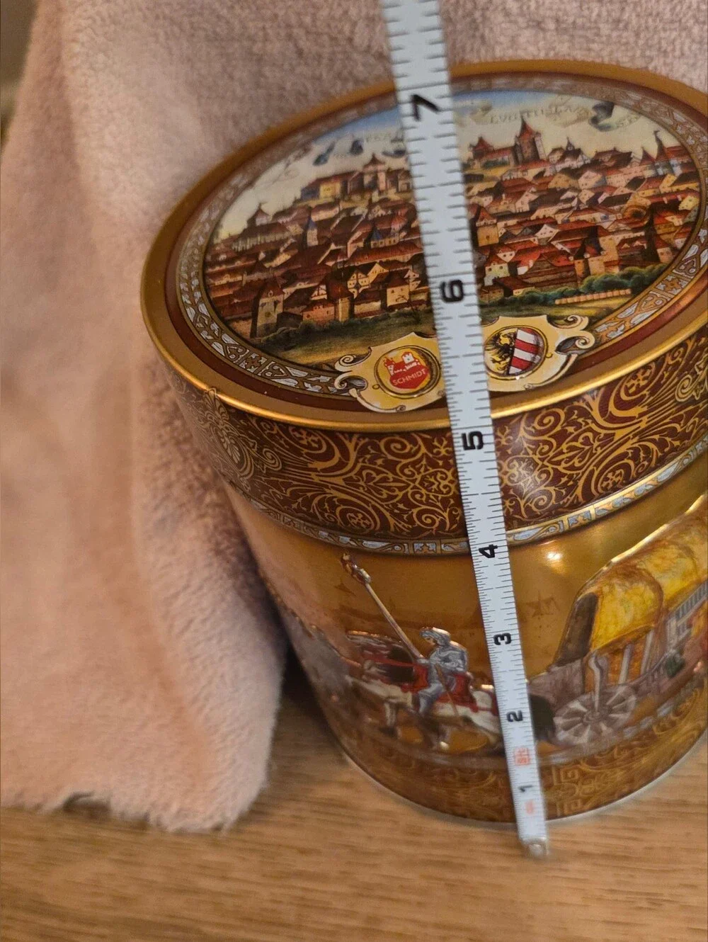 Decorative Vintage-Style Gold & Brown Metal Storage Chest and Tin Set (4 Pieces)